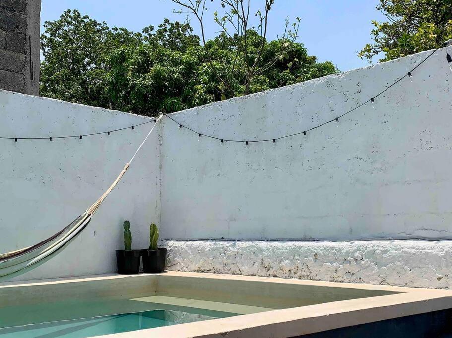 Casita Azul Colonial En El Centro De Merida. Exterior photo